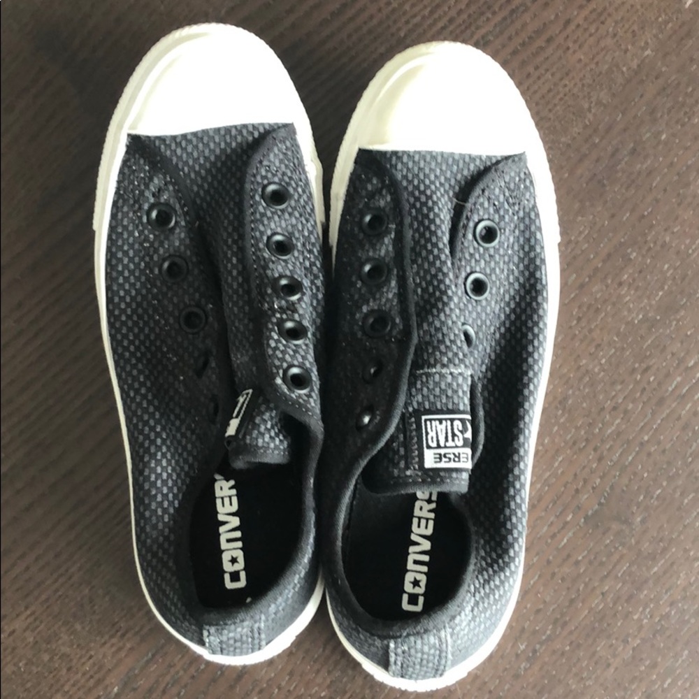Converse All-Stars Slipons: textured black/gray